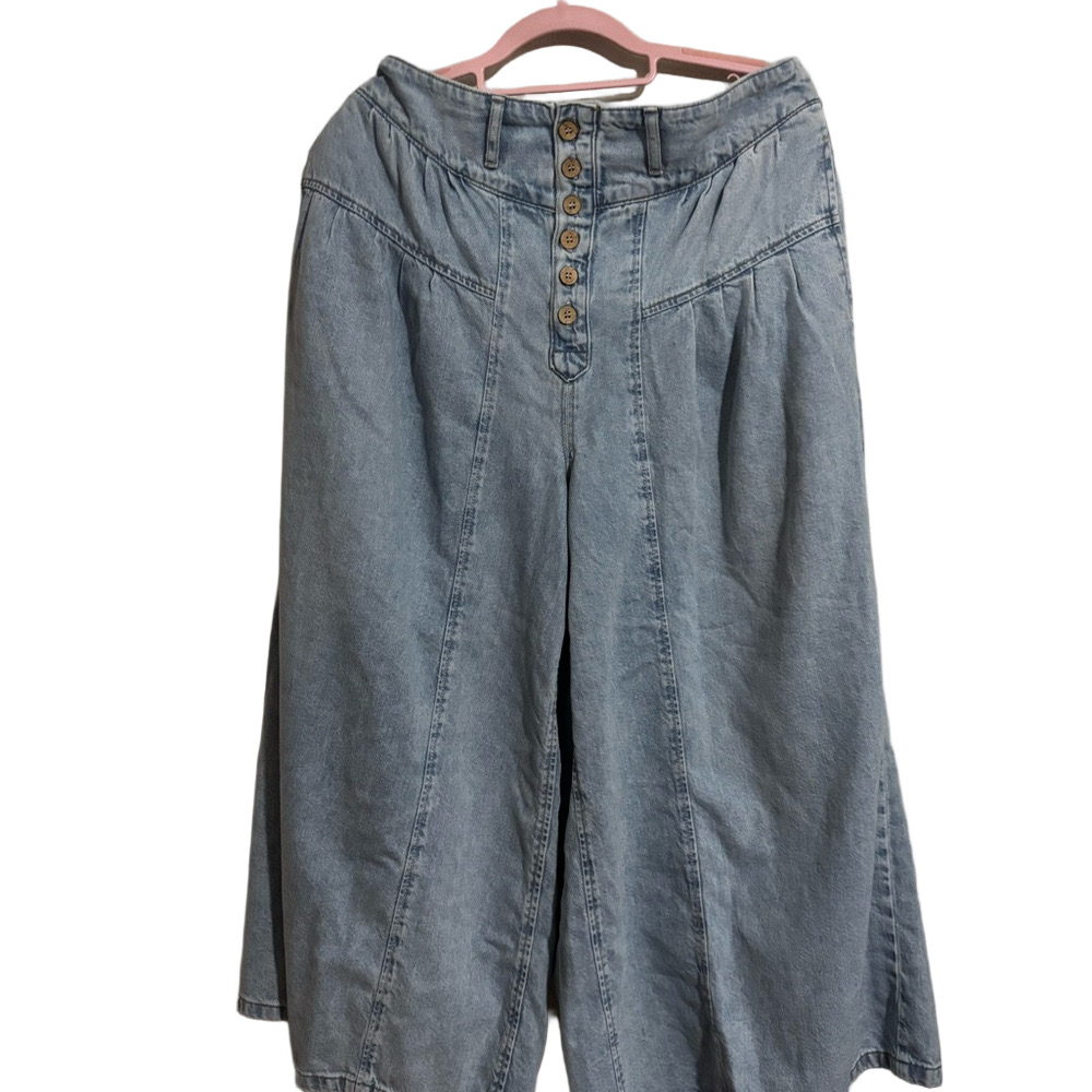 NWOT Free People We the Free Blossom pull on Jeans Size L - Picture 3 of 4